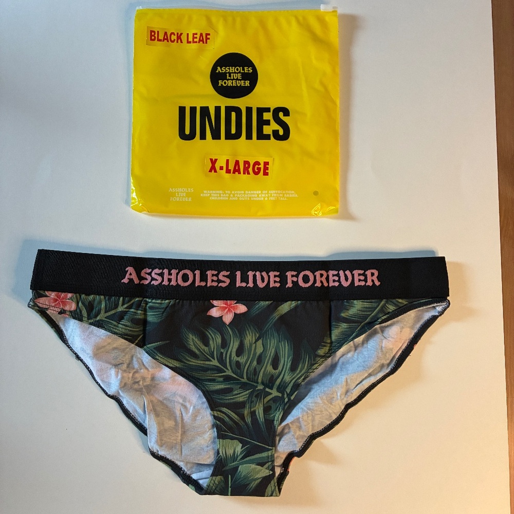 Assholes Live Forever Black Leaf Women’s underwear